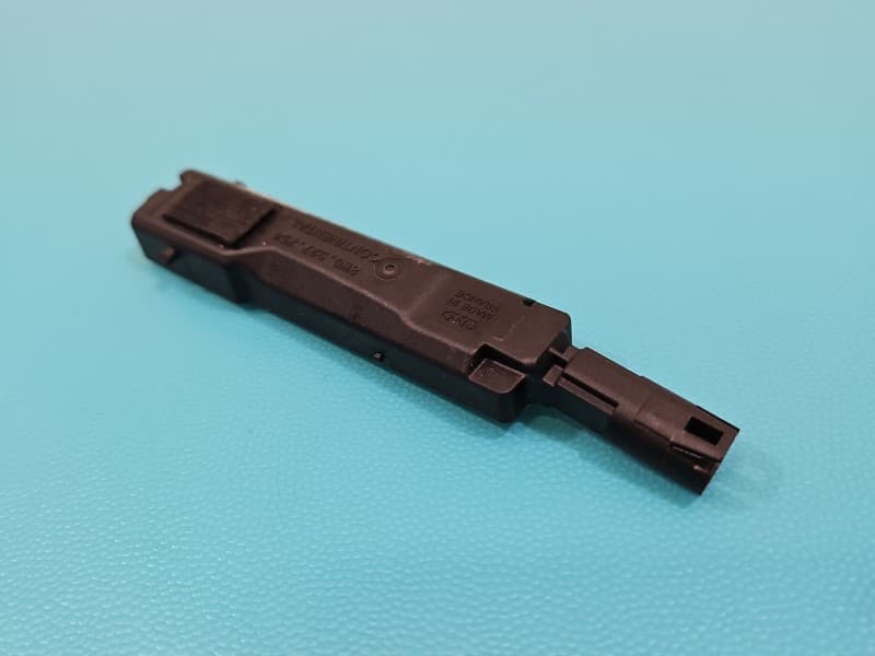 Sterownik moduł KLAMKI KEYLESS PRAWY PRZÓD Audi A4 B9 8W0927754 95181930285600