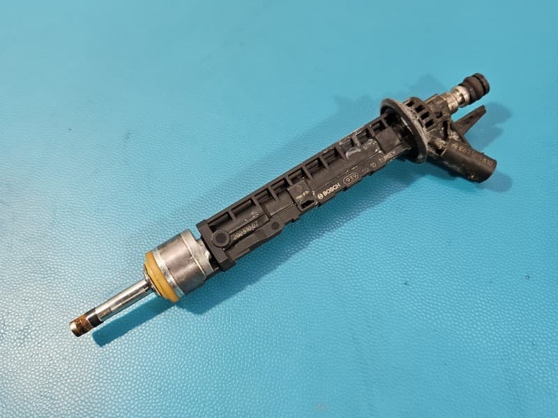 Wtryskiwacz A2540700700 0261500810 Mercedes W206 1,5 T 254915 170KM