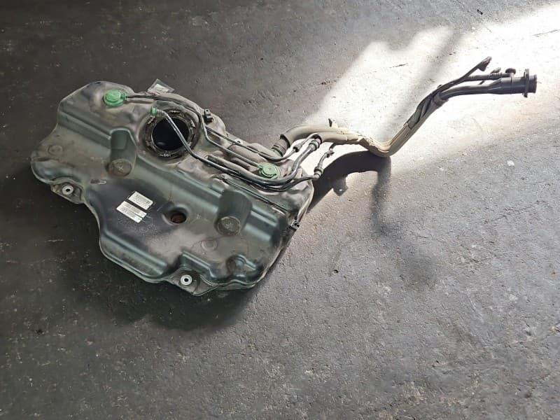 Zbiornik paliwa bak MG MG3 24- 1,5 16V 11503810