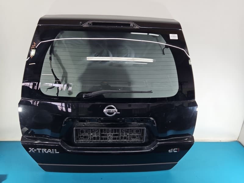 Klapa tył BAGAŻNIKA SZYBA Nissan X-trail II T31 HB 5d czarny