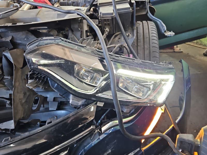 Reflektor lewy lampa przód Renault Talisman EUROPA 26060722R 89909144 89909872