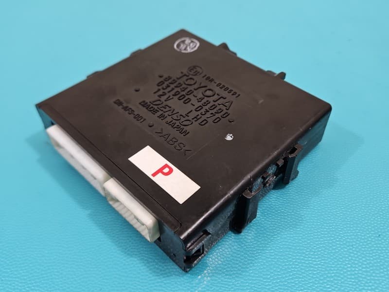 Sterownik moduł świateł LEXUS RX II 03-08 89940-48090