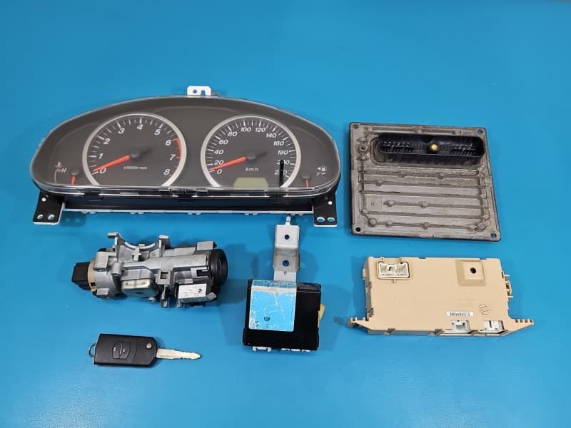 Komputer Sterownik silnika Mazda 2 1,2 16V 6S61-12A650-FC