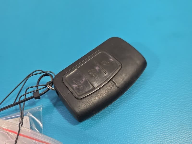 PILOT KLUCZYK KEYLESS Ford Kuga Mk1 I 08-13