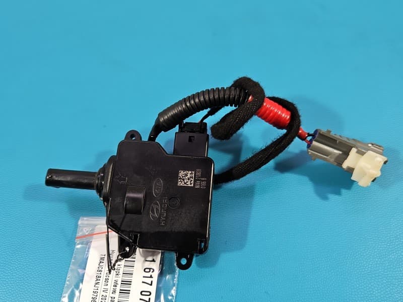 Siłownik klapki wlewu paliwa Hyundai Tucson IV 20- NX4E210820 210820