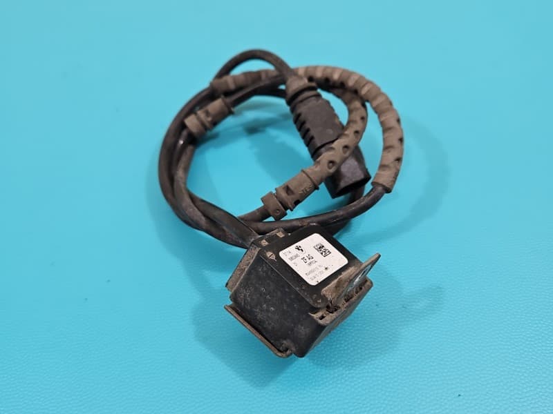 BMW X5 F15 Czujnik przyśpieszenia, L.t 6860845 002455000113