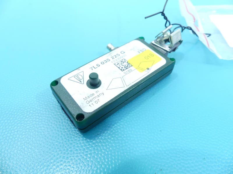 Antena Porsche Cayenne I 9P 7L5035225G czarny LC9Z