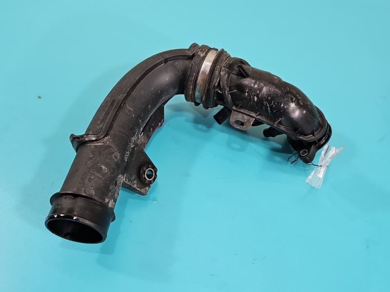 Rura Renault Clio V 19- 1,3 Tce 165767385R przewód powietrza