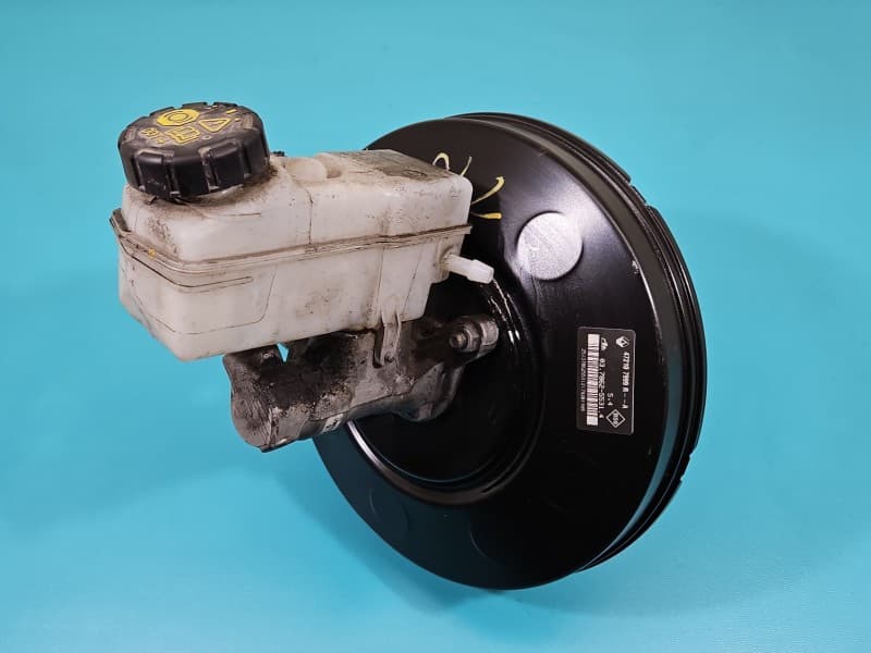 Serwo hamulcowe Dacia Dokker 1,3 TCE 47210-7999R-A 47210799R