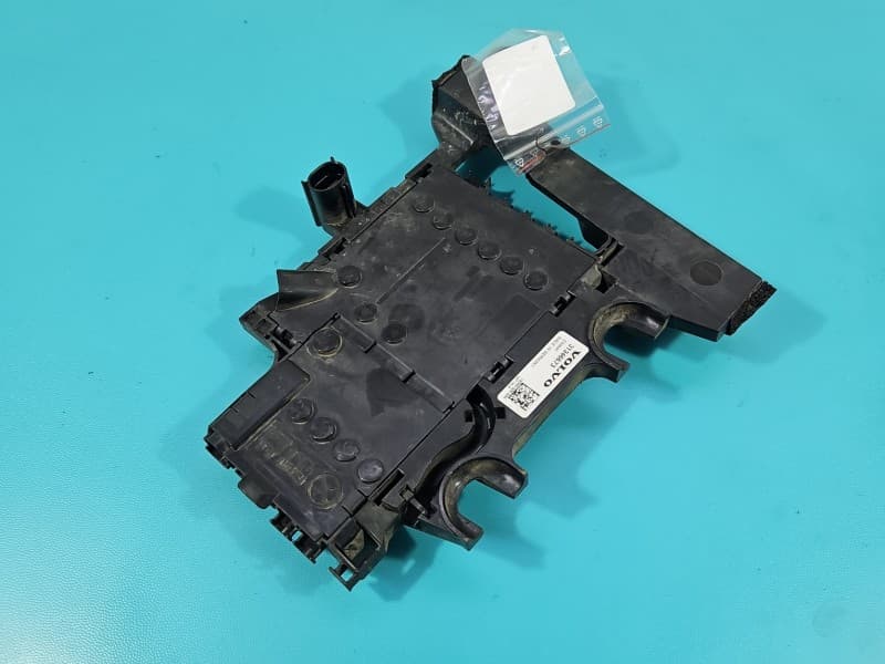 Sterownik moduł rozdzielacz prądu Volvo S90 II 16- 31346673