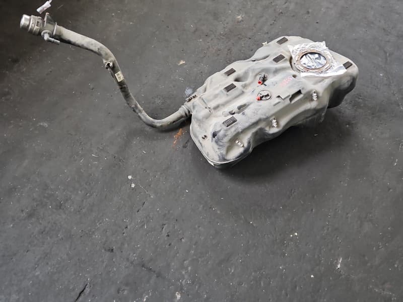 Zbiornik paliwa bak Fiat 500X 1,6 E-TORQ 0051935314