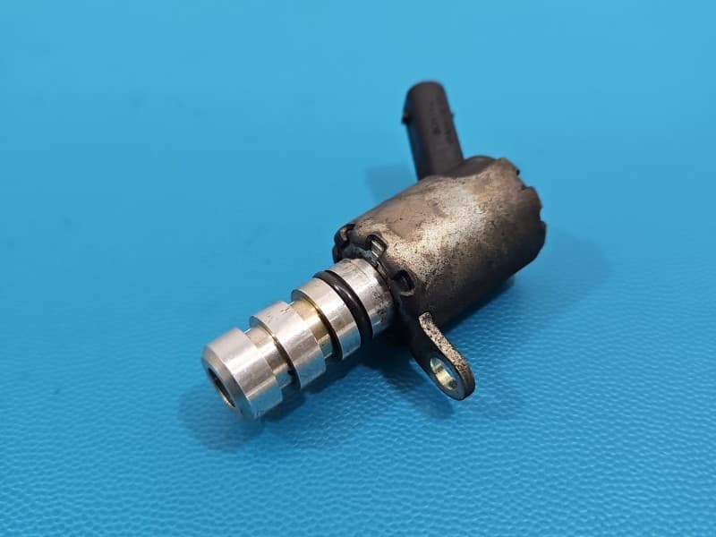 Zawór pozostałe AUDI A4 B8 06E115243E 3,2 V6 FSI