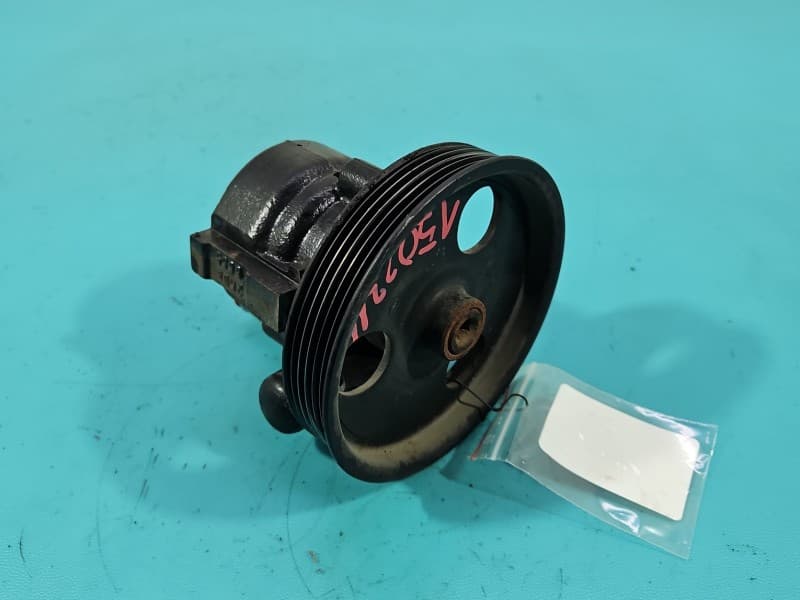 Pompa wspomagania Dacia Sandero I 08-12 1,4 8V wiel K7J (714) 8200888505-B 7700431286