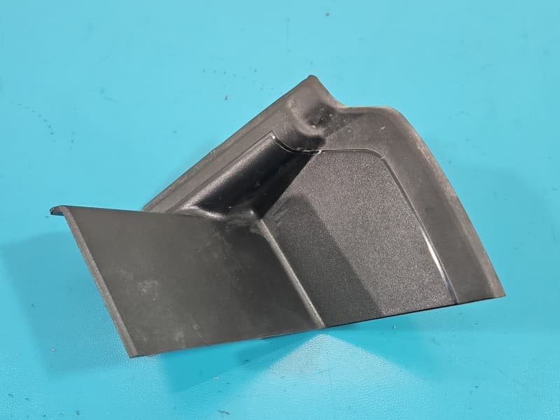 Osłona ZAŚLEPKA PLASTIK lampy prawy tył BYD ATTO 2 II SC3E-4133252