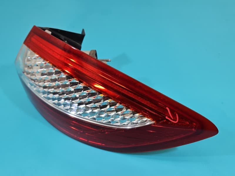 Lampa tył prawa błotnika Ford Mondeo Mk4 kombi EUROPA