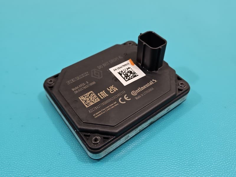Sterownik moduł RADAR ASYSTENT PASA RUCHU Dacia Sandero III 20- 284476680R A2C7843770500
