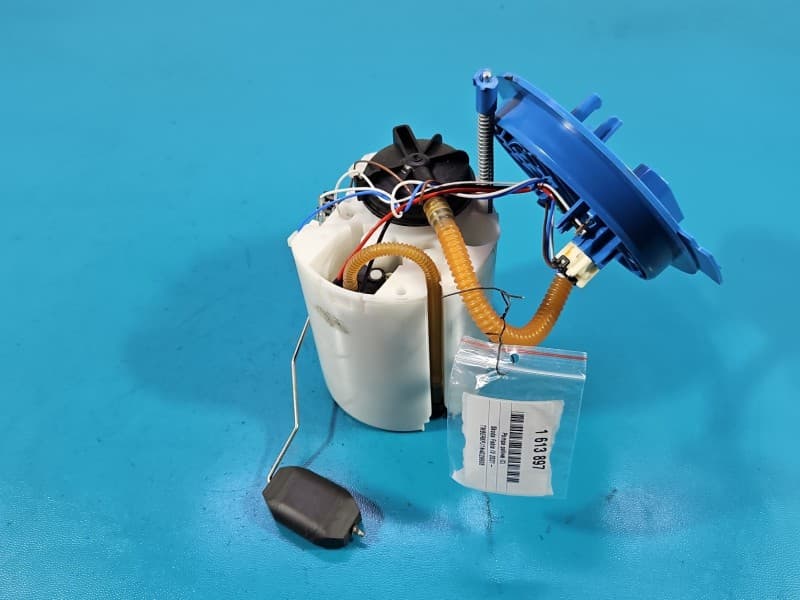 pompka Pompa paliwa Skoda Fabia IV 1,0 tsi 2Q0919051L uszkodzony kosz, 5 pin