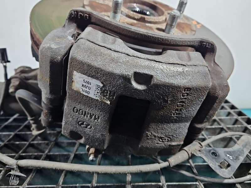 Zacisk przód lewy Hyundai Elantra VI 15-20 1,6 16V