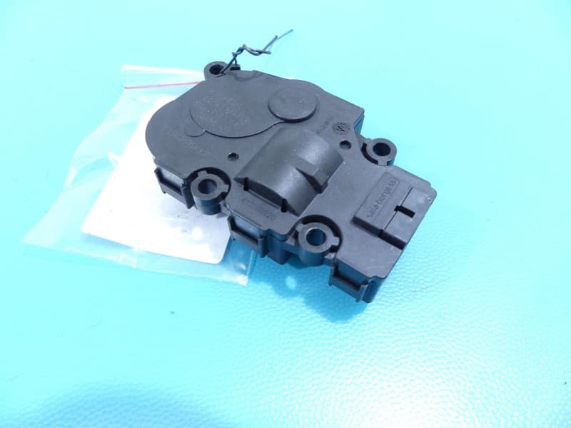 Silniczek nawiewu NAGRZEWNICY BMW G11 G12 412650920 EH62003 EUROPA