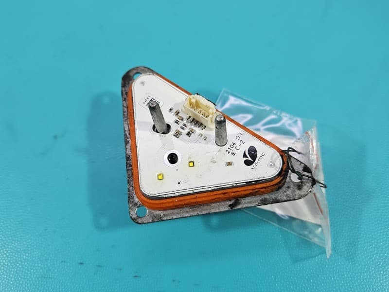 Sterownik moduł LED reflektora PL Renault Master III 10-24 VP-00210657 VP00210657