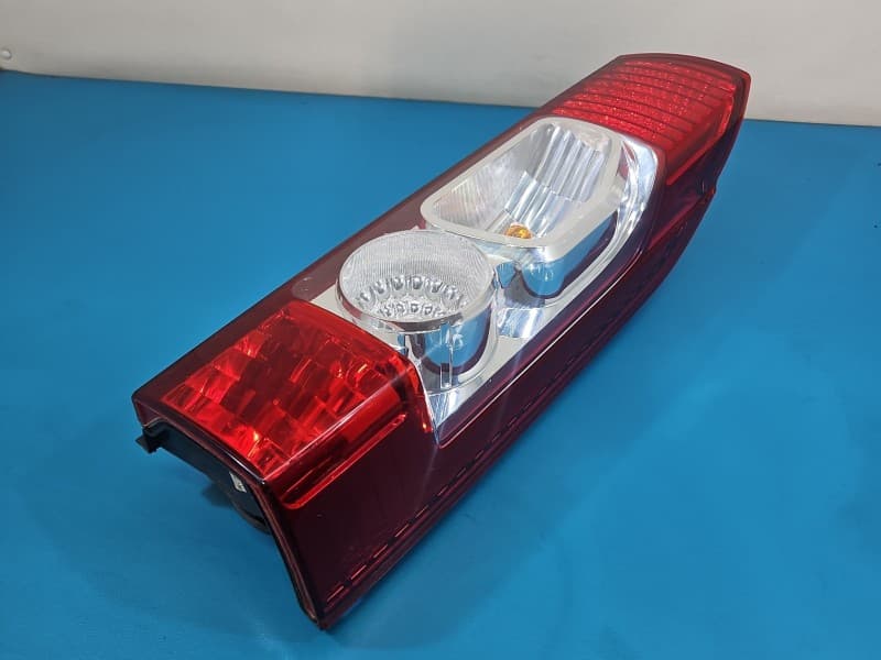 Lampa tył prawa błotnika Fiat Ducato III 06-14 boxer jumper HB EUROPA