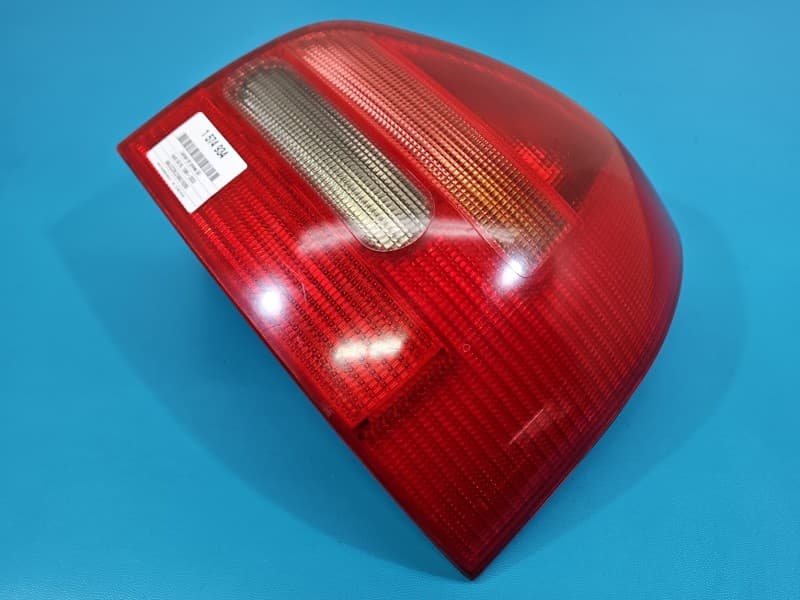 Lampa tył prawa błotnika Audi A3 8L HB EUROPA 8L0945096