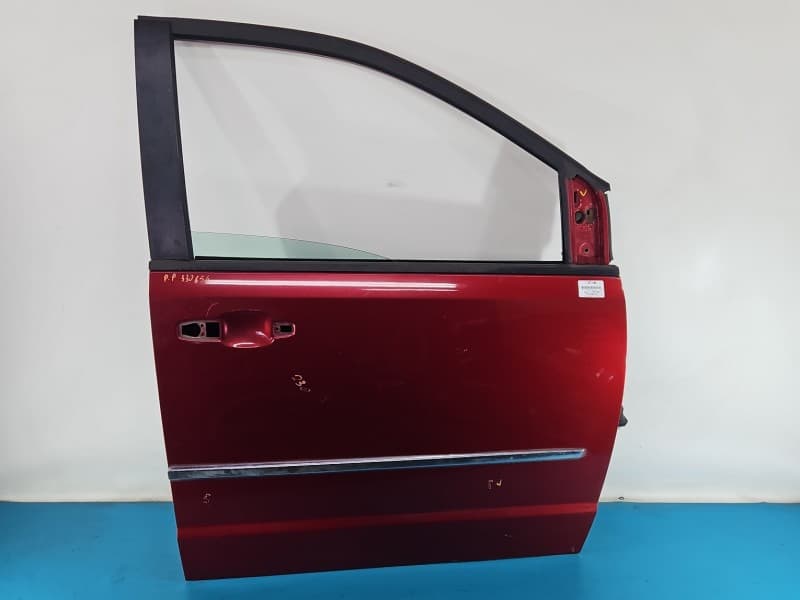 DRZWI PRZÓD PRAWE PASAŻERA Dodge Caravan V 07-20 5d bordowy