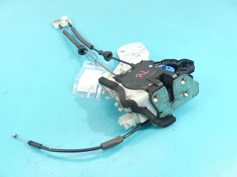 Zamek przód lewy Hyundai Elantra V 10-16 EUROPA 6 pin 81310-3X030
