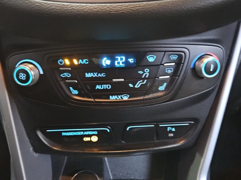Konsola panel nawiewu Ford B-Max 12-17 DMTRA-AV1T-18C612