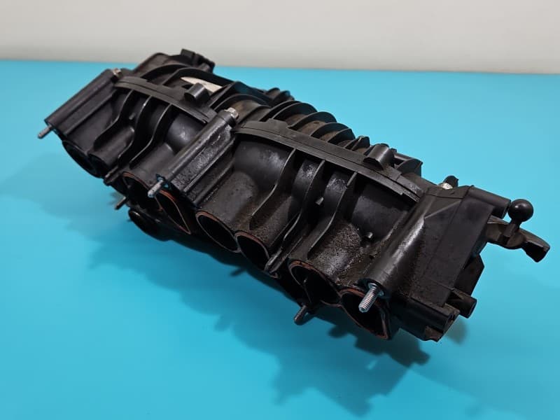 Kolektor ssący BMW X1 E84 2,0d N47D20C 7810179 781017902 81074102