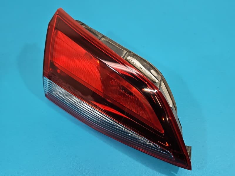 Lampa tył lewa klapy Opel Astra V K kombi EUROPA 39077378