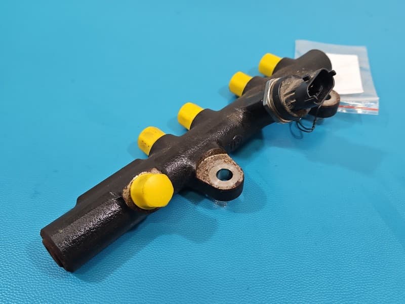 Listwa wtryskowa CZUJNIKI Renault Clio IV 12-20 1,5 dci 175215346R 8201157327 8201232985