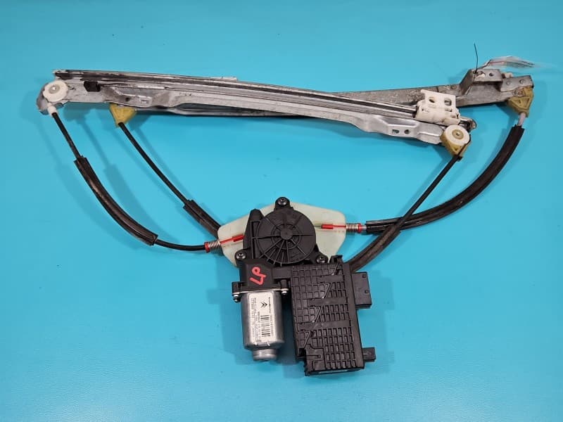 Podnośnik przód lewy SZYBY WINDA 9682495880 Citroen C4 picasso I 06-13 2x wtyczka 20 pin, 6pin 5d HB