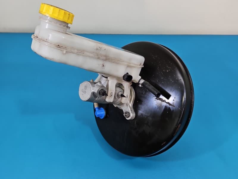 Serwo hamulcowe Citroen Jumper II 06-14 2,2 hdi 51837322 0204051287
