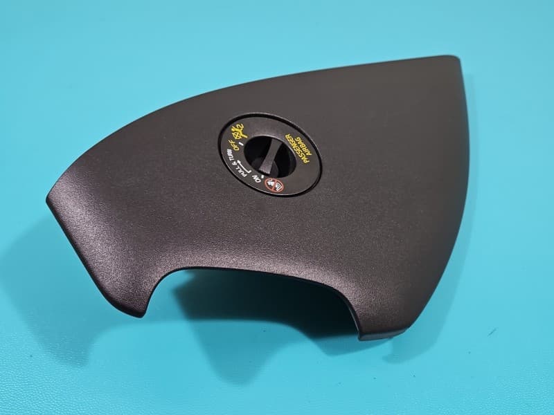 Osłona ZAŚLEPKA PLASTIK OSŁONA ZAŚLEPKA PRAWA DESKI Volvo V90 31366731