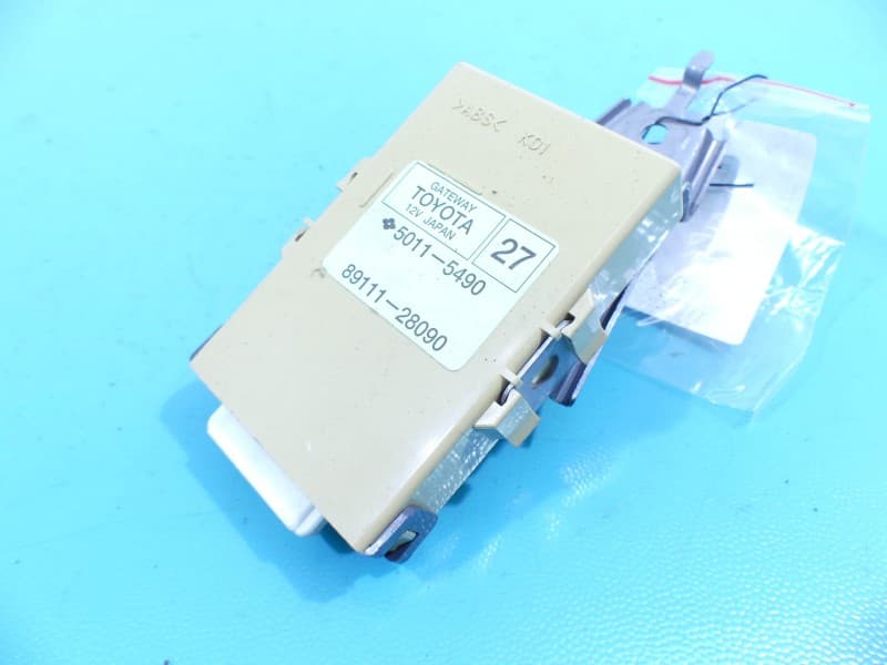 Sterownik moduł ECU bramy sieciowej Toyota Estima III 06-19 89111-28090