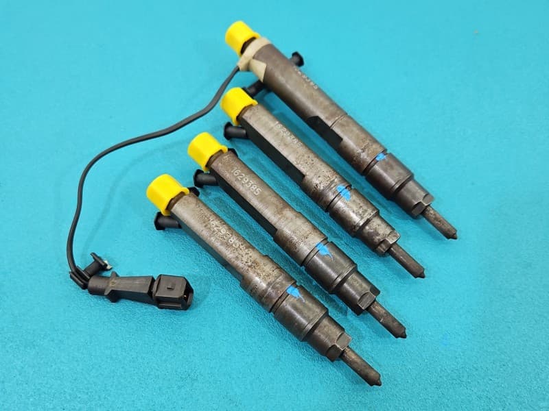TESTOWANY Komplet wtryskiwaczy Audi A4 B5 1,9 tdi AHH 028130202H KBEL58P142