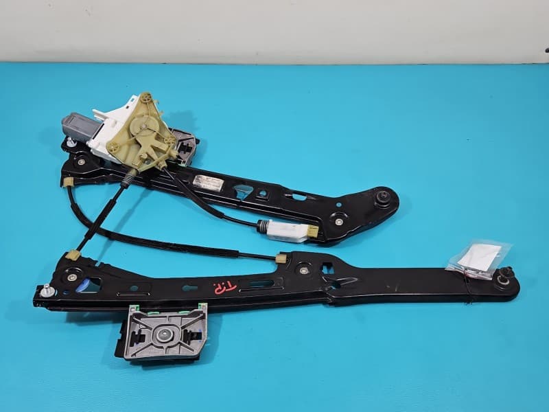 Podnośnik tył prawy SZYBY WINDA 4G8839462C 8K0959801B 2pin Audi A7 4G HB