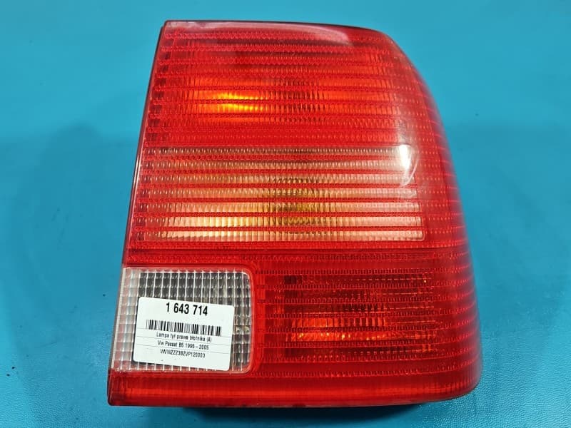 Lampa tył prawa błotnika Vw Passat B5 sedan EUROPA 3B5945096G