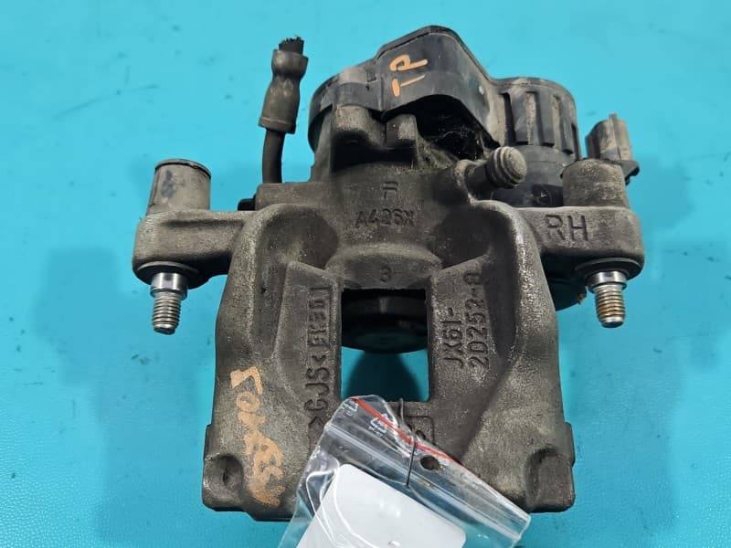 Zacisk tył prawy Ford Focus Mk4 kombi 1,5 TDCI