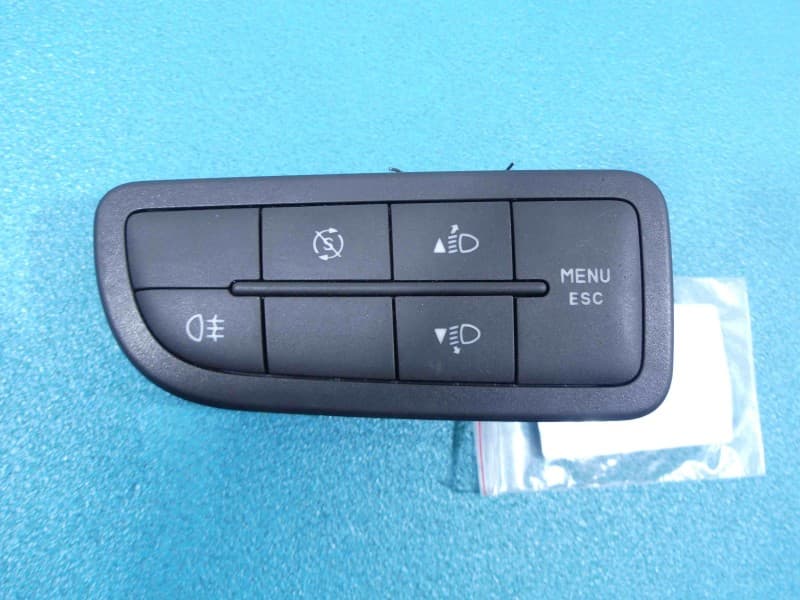 Przełącznik włącznik świateł Alfa Romeo Mito