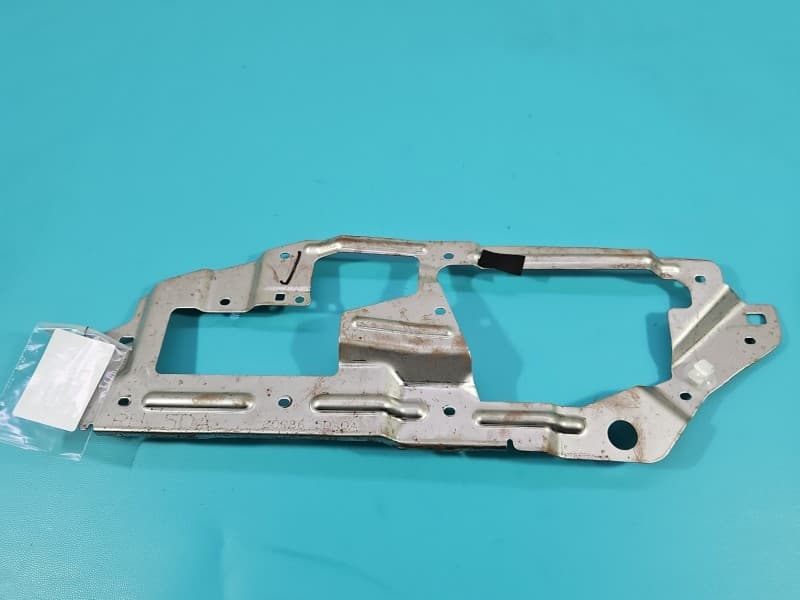 Mocowanie uchwyt klamki wewnętrznej Infiniti Q30 80986-5DA0A