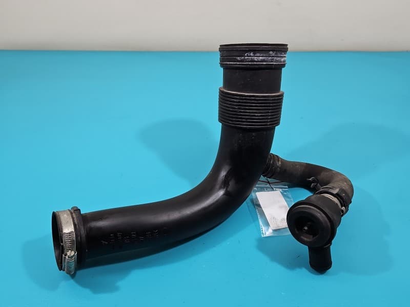 Rura Porsche Cayenne II 4,8 V8 Turbo 7P5129627 przewód dolot powietrza