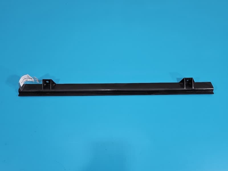 Osłona ZAŚLEPKA PLASTIK Pod chłodnice Jaguar F-Pace 16- GX73-8A107-AC