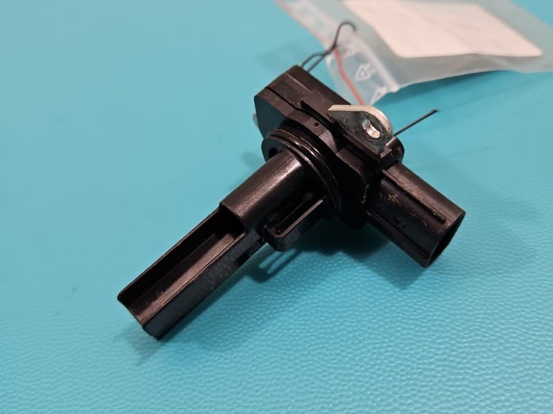 Przepływomierz LEXUS RX II 03-08 3,5 V6 5-Pin 22204-31020 197400-5150