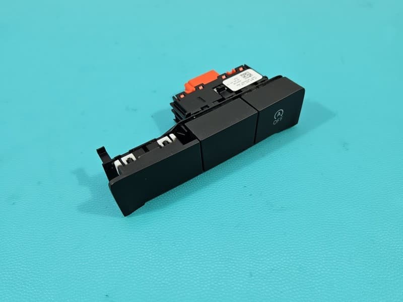 Przełącznik START / STOP Skoda Scala 19- 655927132C