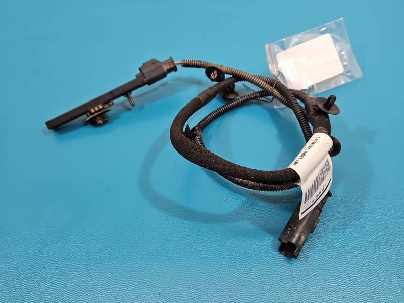 Opel Grandland Czujnik WZMACNIACZ ANTENY KEYLESS 9825141380