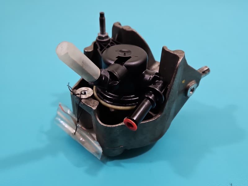 Zawór pozostałe Opel Astra VI L 9824088780 1,5 cdti