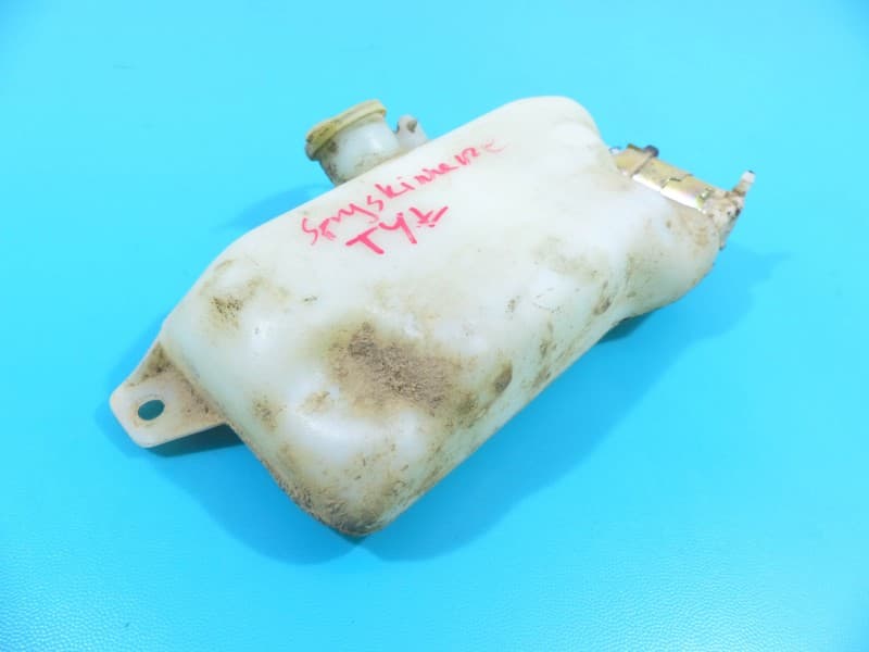 Zbiornik Zbiorniczek płynu spryskiwacza Mitsubishi Pajero 060351-2500
