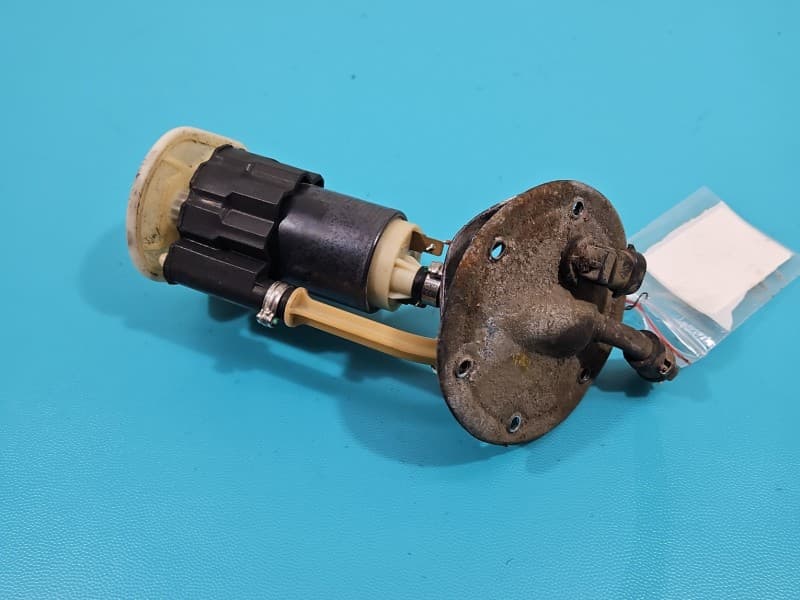 pompka Pompa paliwa Opel Astra I F 1,6 jedn 2pin